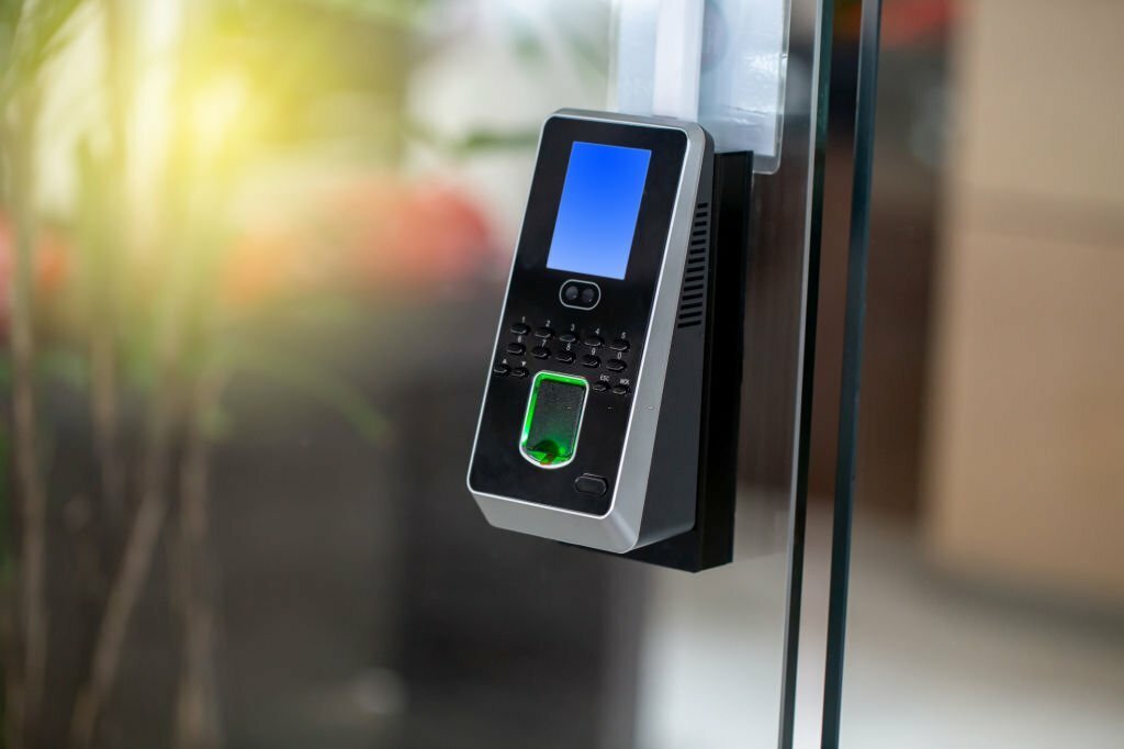 flowhcm attendance system with biometric device